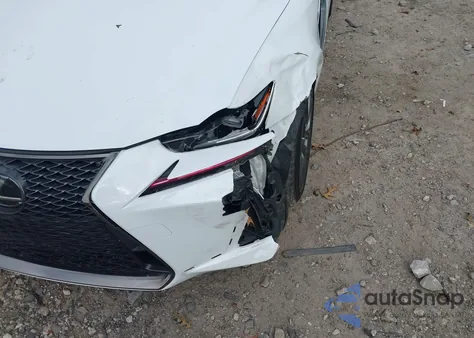 2020 Lexus Is 300 из США, поврежденный, VIN JTHGA1D26L5105578